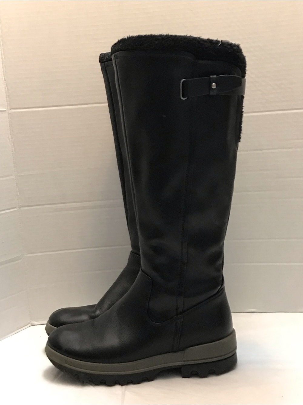 Black Men's Slip-On Boots - Unknown Brand
